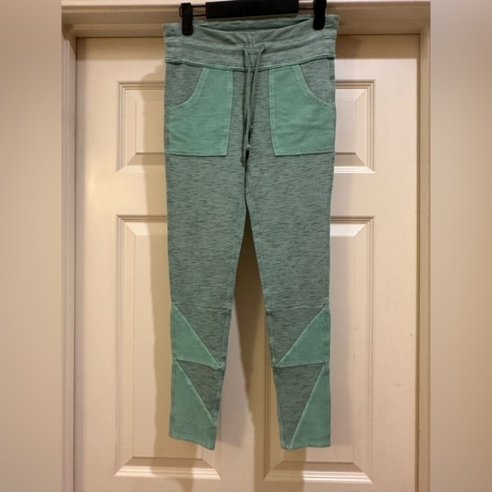 FP Movement by Free People Mint Green Leggings with Pocket Panels